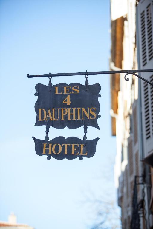 Les Quatre Dauphins Hotel Aix-en-Provence Exterior photo